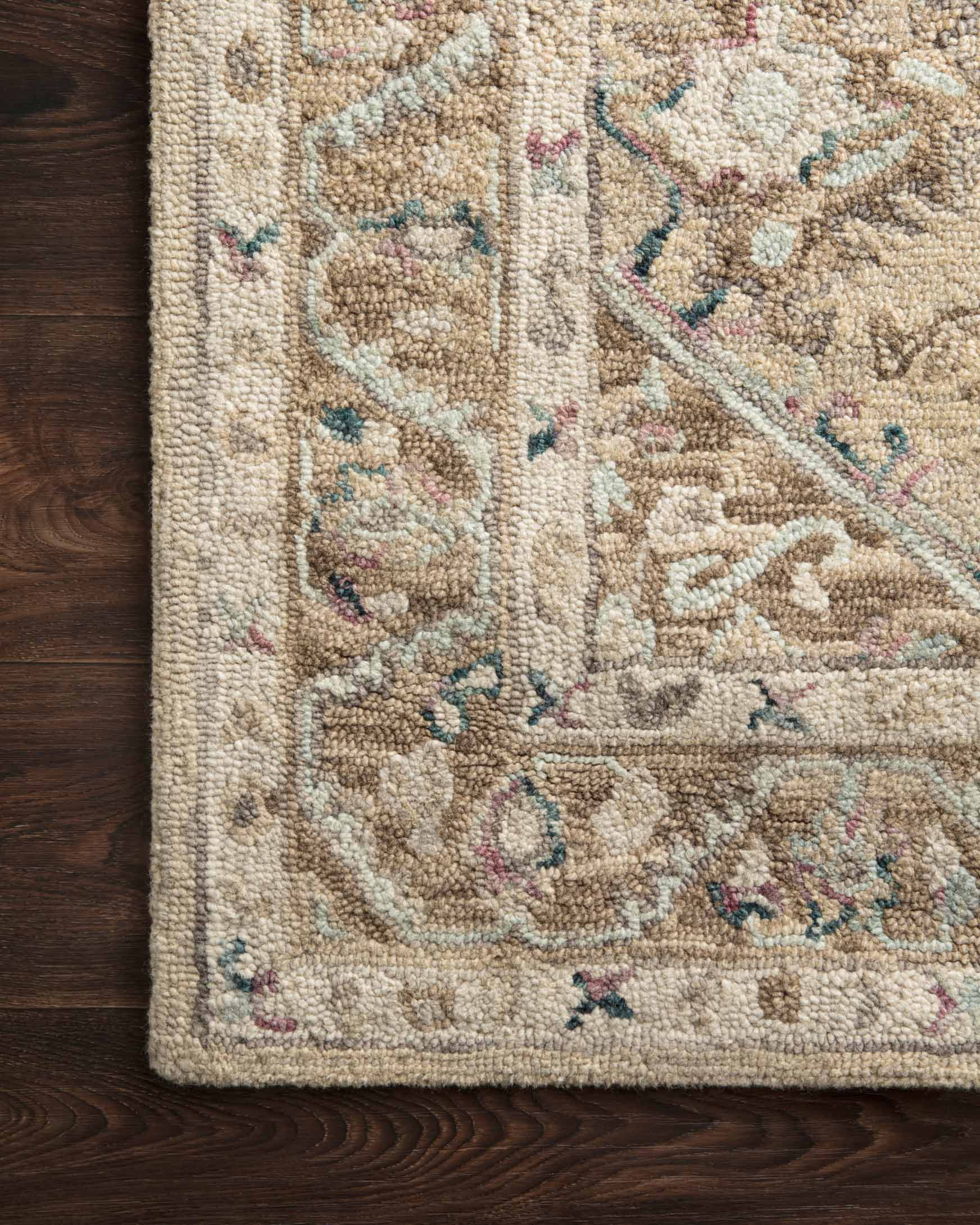 Loloi II Beatty Collection - Traditional Hooked Rug in Beige & Ivory (BEA-02) - Image 5